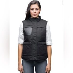 Nobis Elora Puffer Vest X Games size large